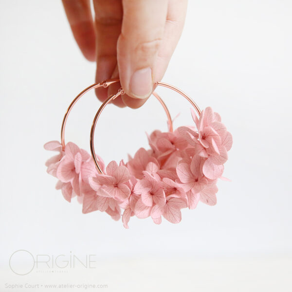 boucles-d'oreilles-végétales-fleurs-séchées-origine-atelier-floral-hortensia-rose