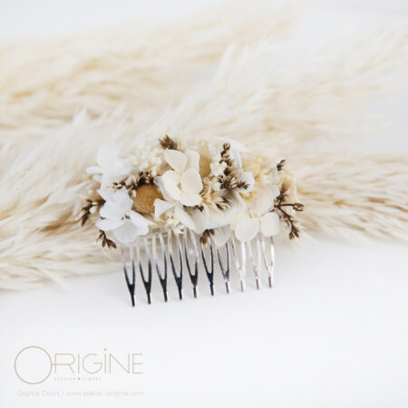 Peigne fleuri • Blanche