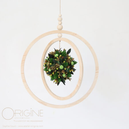 Suspension mouvement • couronne en bois * Rodolphe