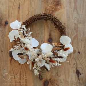 couronne-de-porte-noel-fleurs-séchées-stabilisées-vert-Couronne-de-l'Avent-origine-atelier-floral