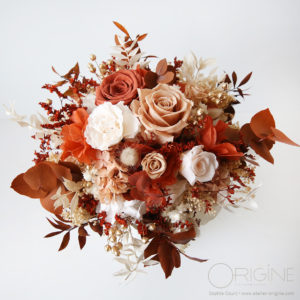 bouquet-de-mariée-fleurs-et-vegetaux-stabilisés-bouquet-durable-mariage-origine-atelier-floral