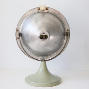 tableau-végétal-sur-pied-radiateur-vintage-calor-detournement-d'objet-foret-vue-du-ciel-chronos-origine-ateier-floral-sophie-court