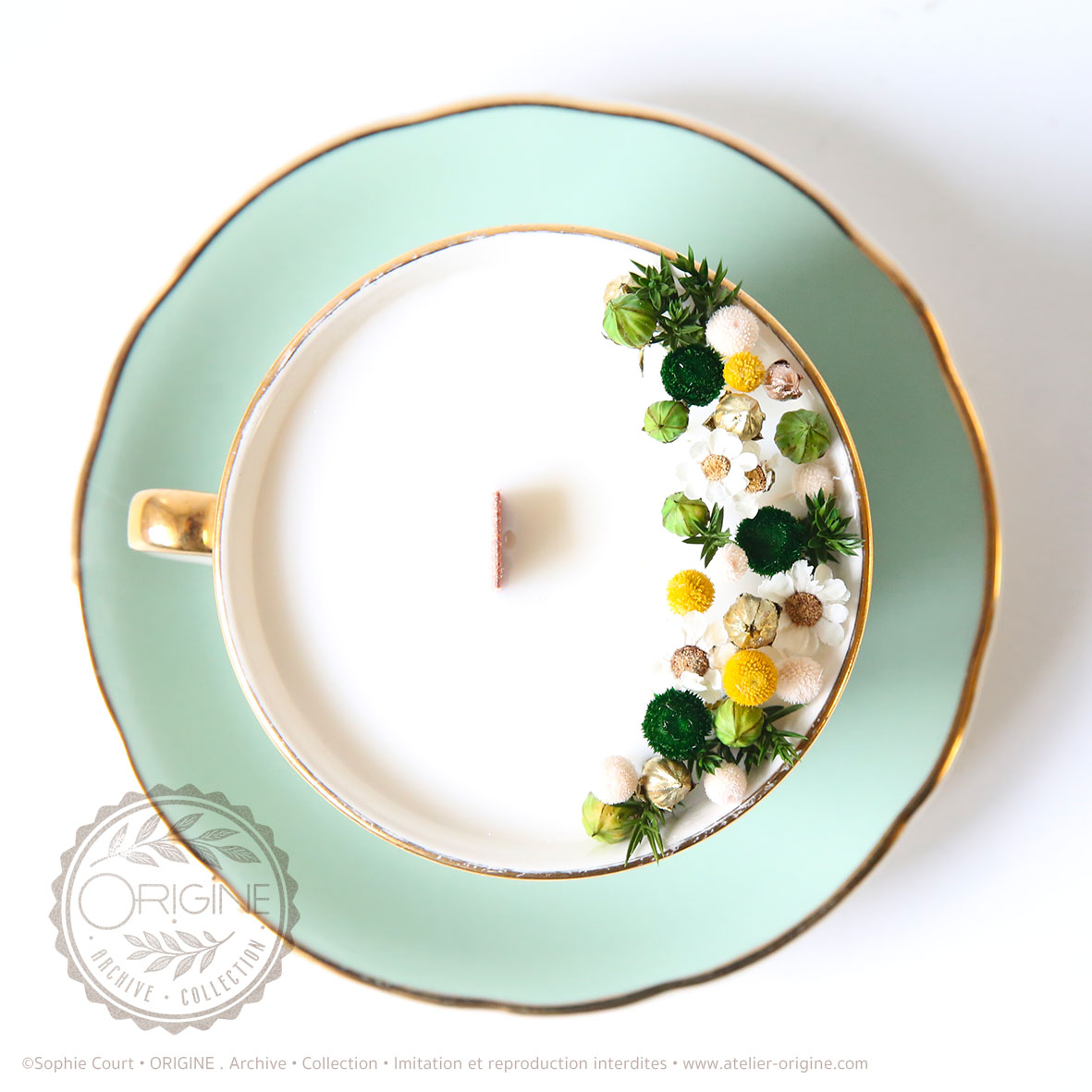 bougie-fleurie-tasse-vintage-origine-atelier-floral-archive-collection-automne-hiver-2025-sophie-court 2