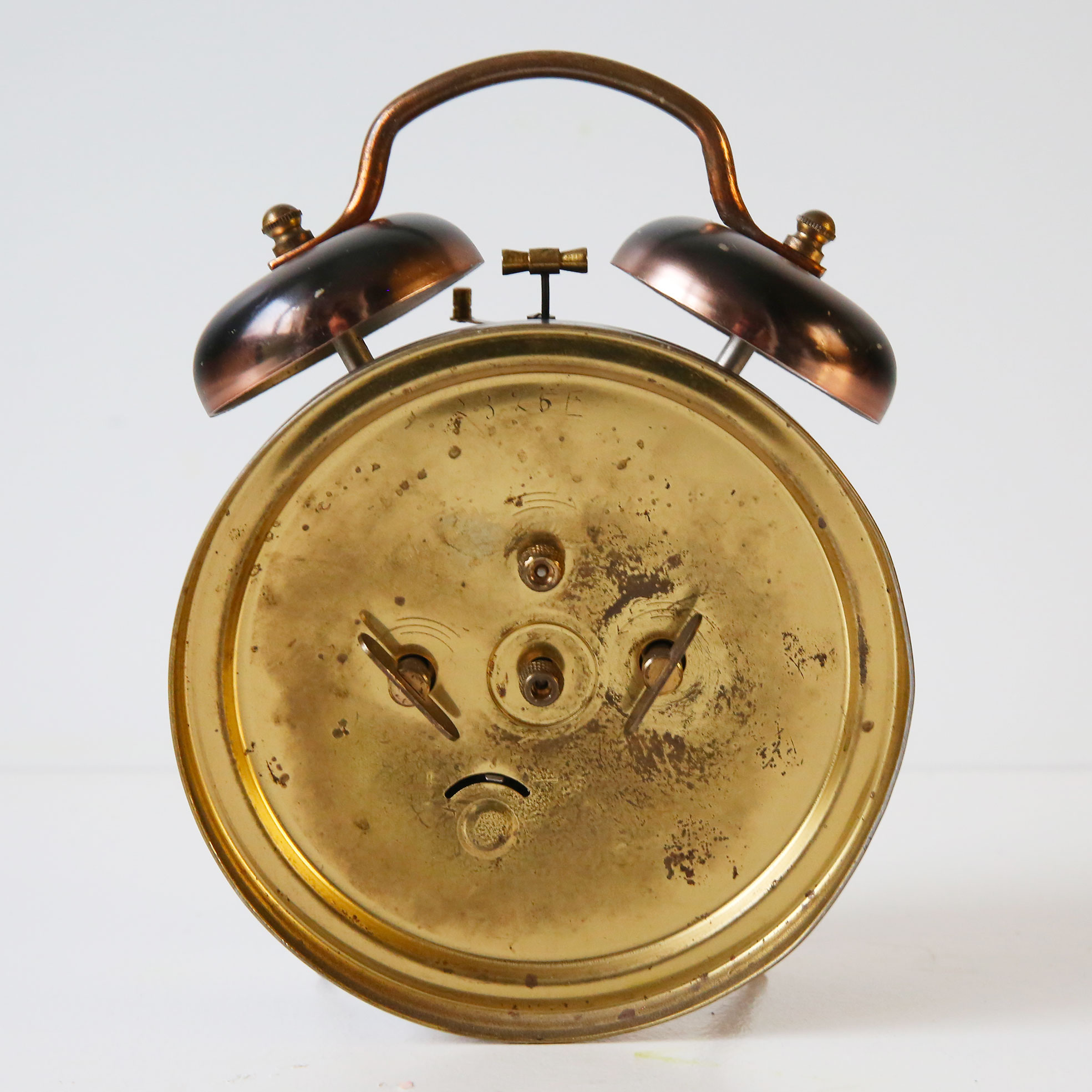 reveil-vintage-végétalisé-origine-atelier-floral-sophie-court-décoration-végétale