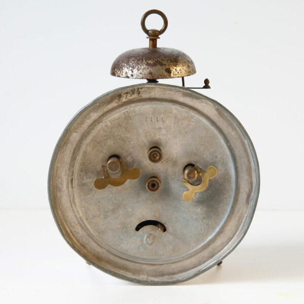 reveil-vintage-végétalisé-origine-atelier-floral-sophie-court-décoration-végétale