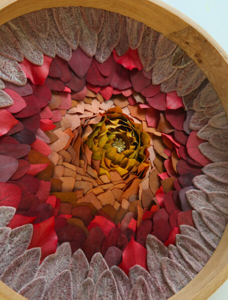 Tableau-végétal-feuilles-stabilisées-origine-atelier-floral-eruption-sophie-court