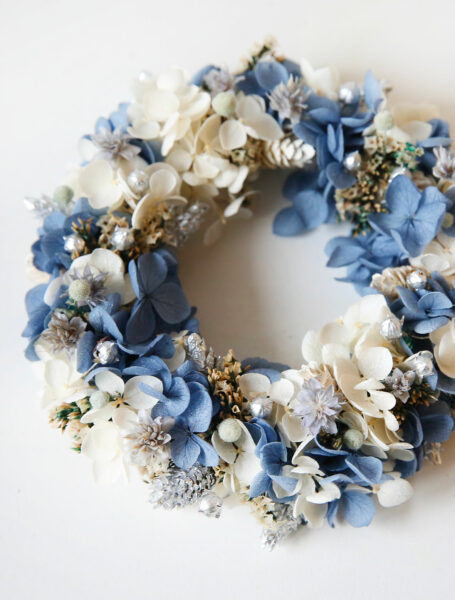 chandelier-de-noêl-couronne-de-fleurs-séchées