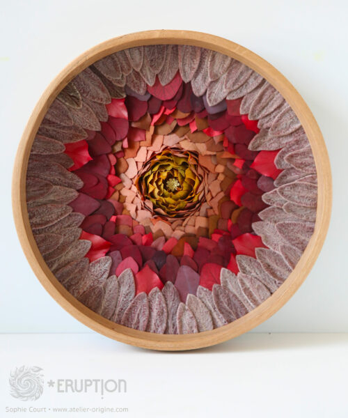 Tableau-végétal-feuilles-stabilisées-origine-atelier-floral-eruption-sophie-court