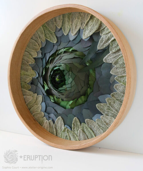 Tableau-végétal-feuilles-stabilisées-origine-atelier-floral-eruption-sophie-court