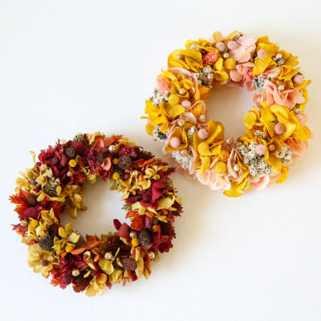 DUO de couronnes de fleurs . FANCHON